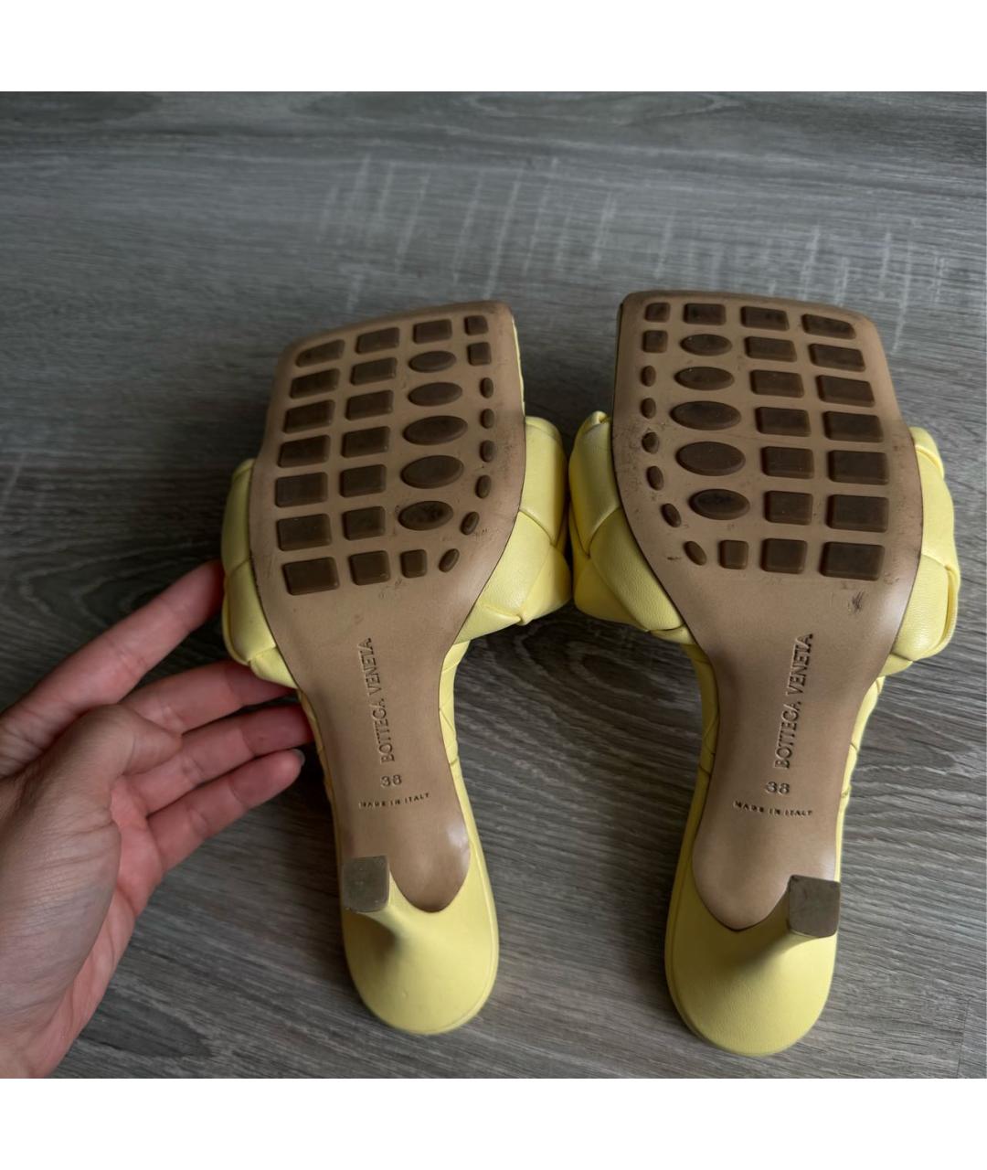 BOTTEGA VENETA Желтые кожаные туфли, фото 5