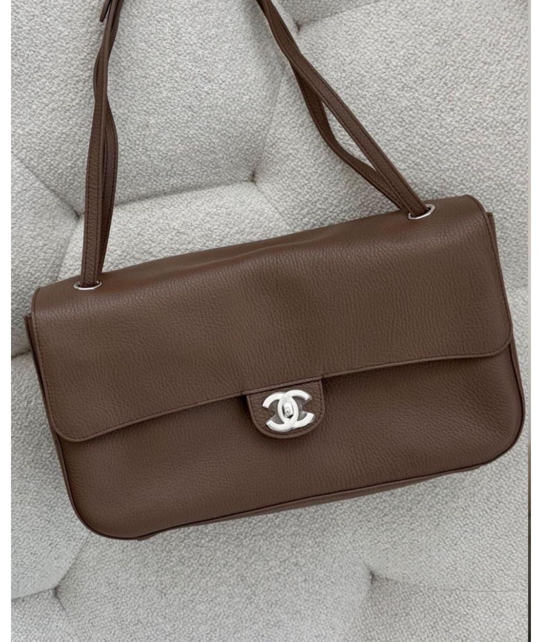 CHANEL Коричневая кожаная сумка через плечо, фото 2