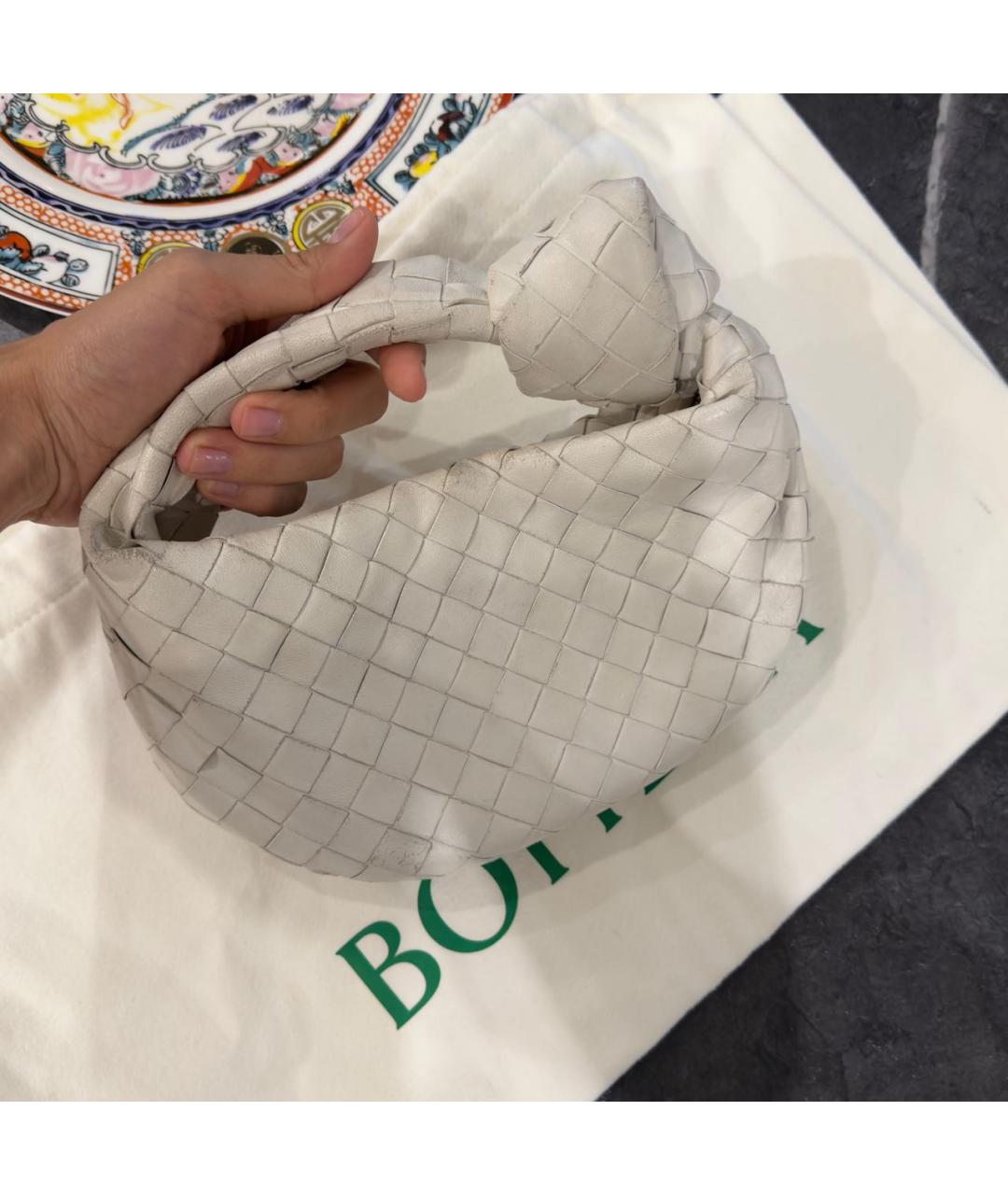 BOTTEGA VENETA Белая кожаная сумка с короткими ручками, фото 7