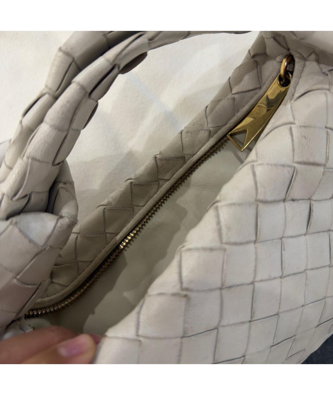 BOTTEGA VENETA Белая кожаная сумка с короткими ручками, фото 3