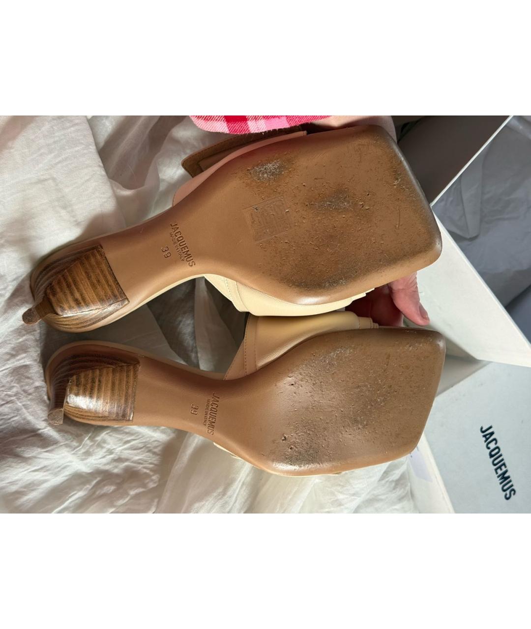 JACQUEMUS Бежевые кожаные босоножки, фото 6