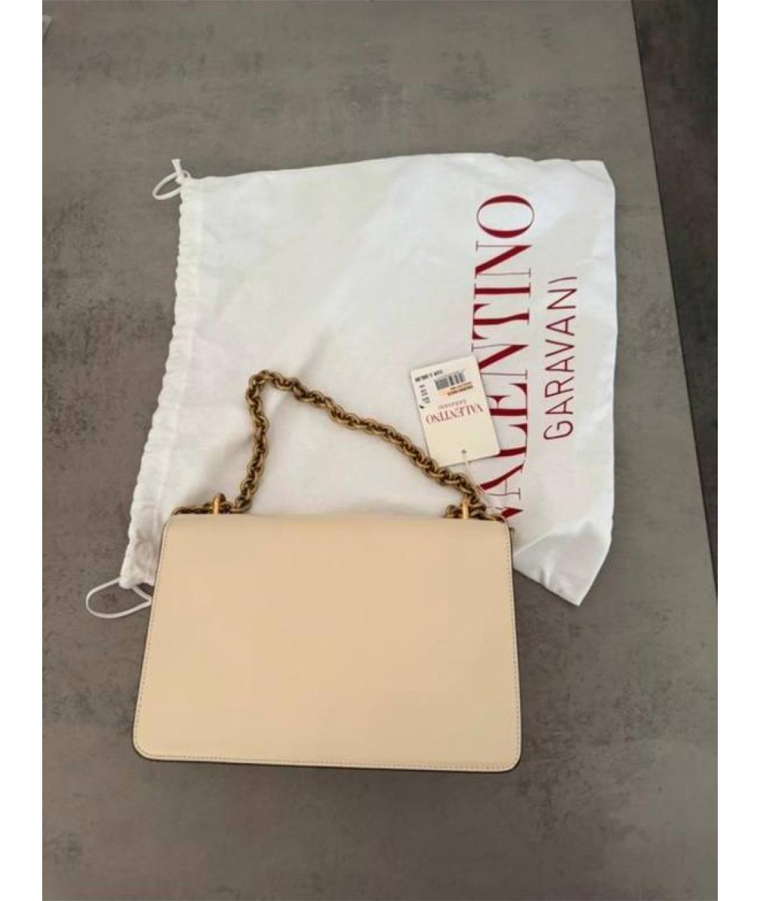 VALENTINO Бежевая кожаная сумка через плечо, фото 2