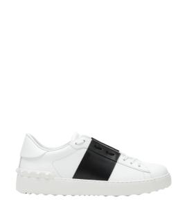 VALENTINO Низкие кроссовки / кеды