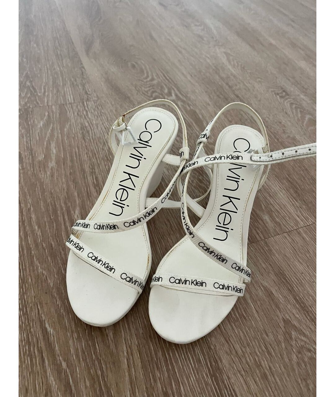 CALVIN KLEIN Белые босоножки, фото 2