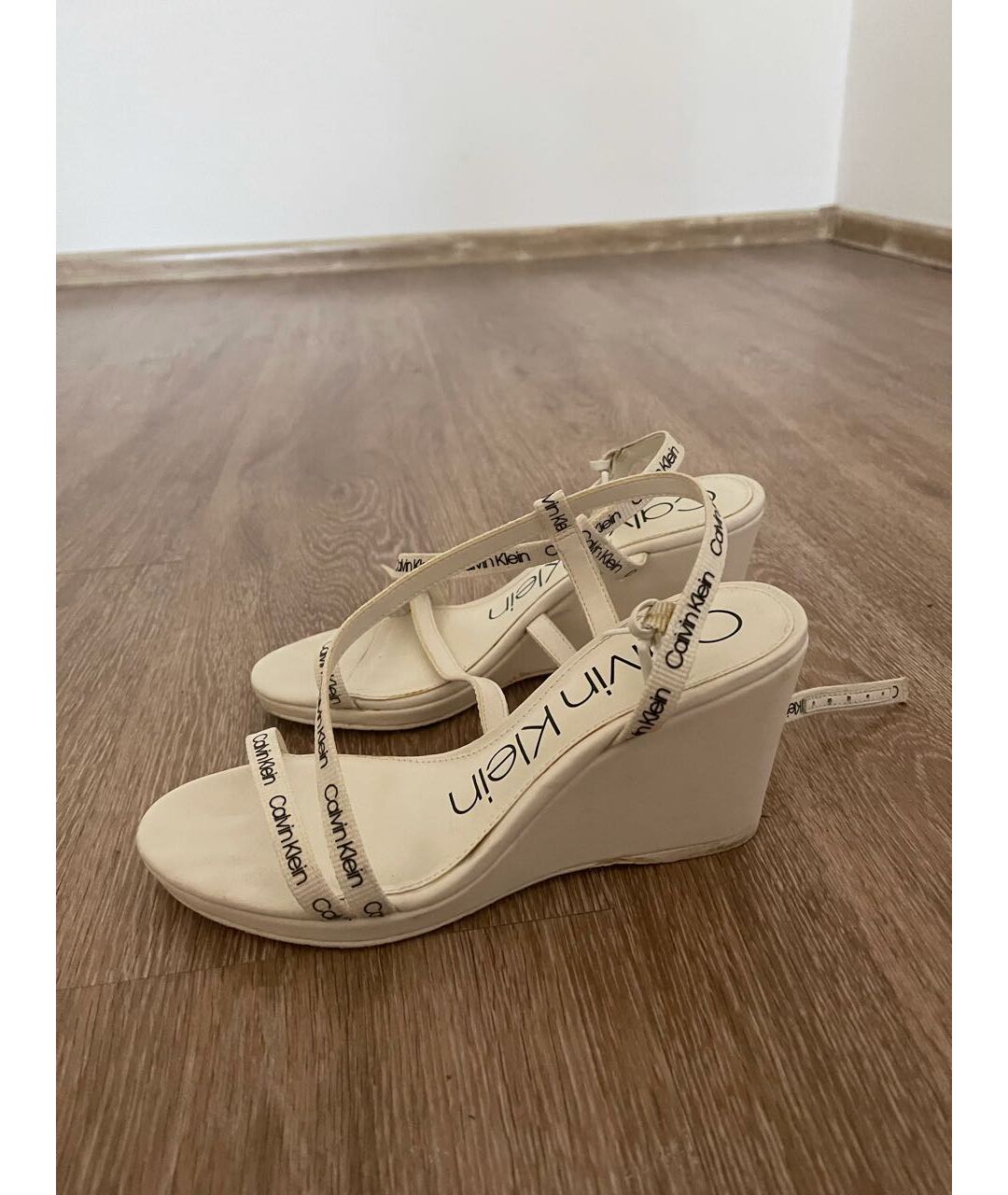 CALVIN KLEIN Белые босоножки, фото 5