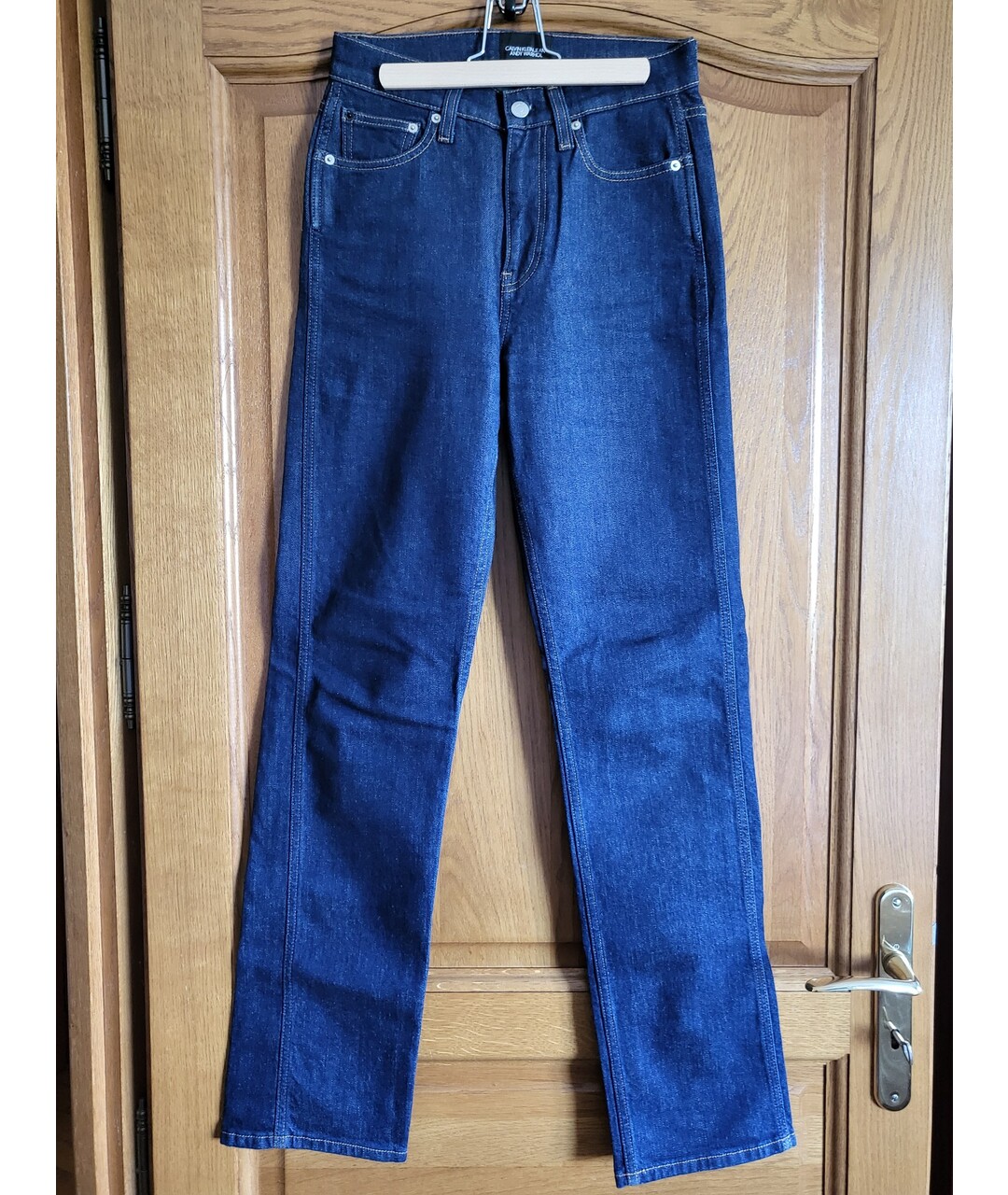 CALVIN KLEIN JEANS Синие хлопко-эластановые прямые джинсы, фото 8