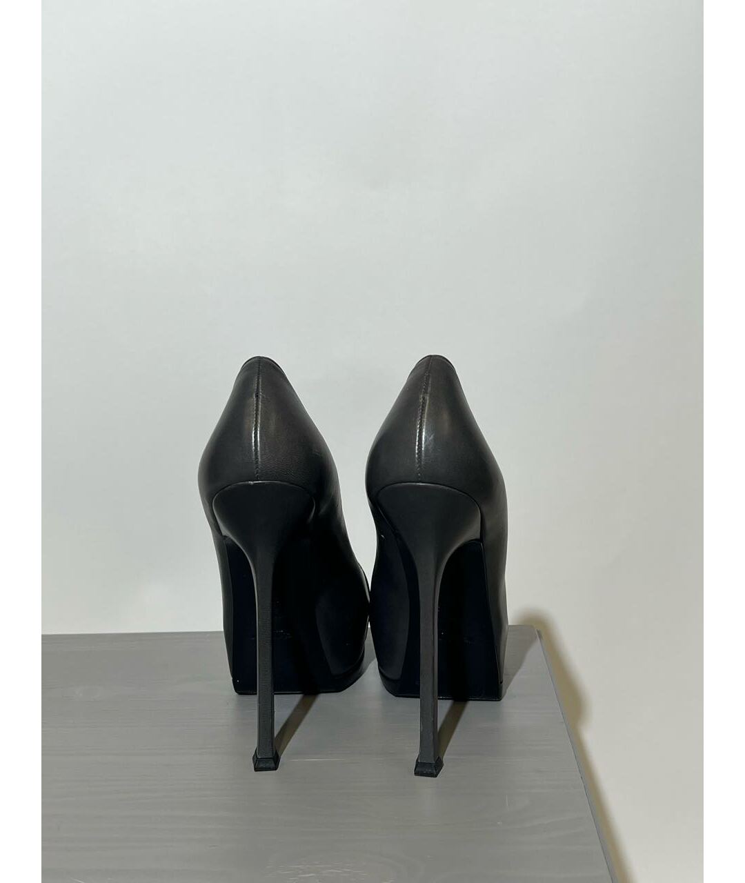 SAINT LAURENT Черные туфли из лакированной кожи, фото 4