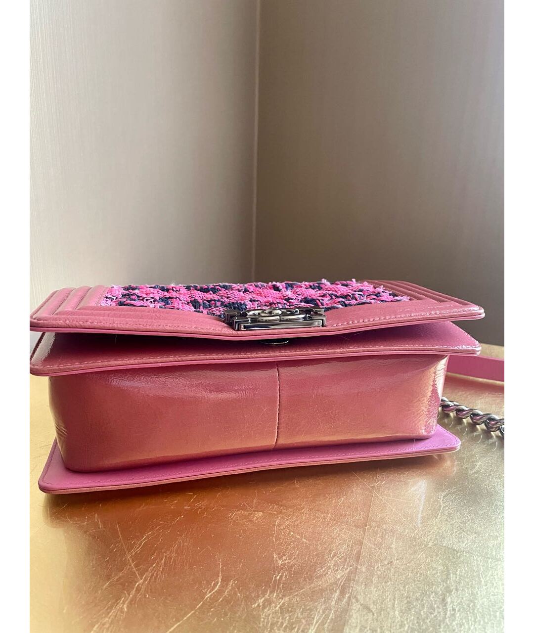 CHANEL PRE-OWNED Розовая сумка через плечо из лакированной кожи, фото 4