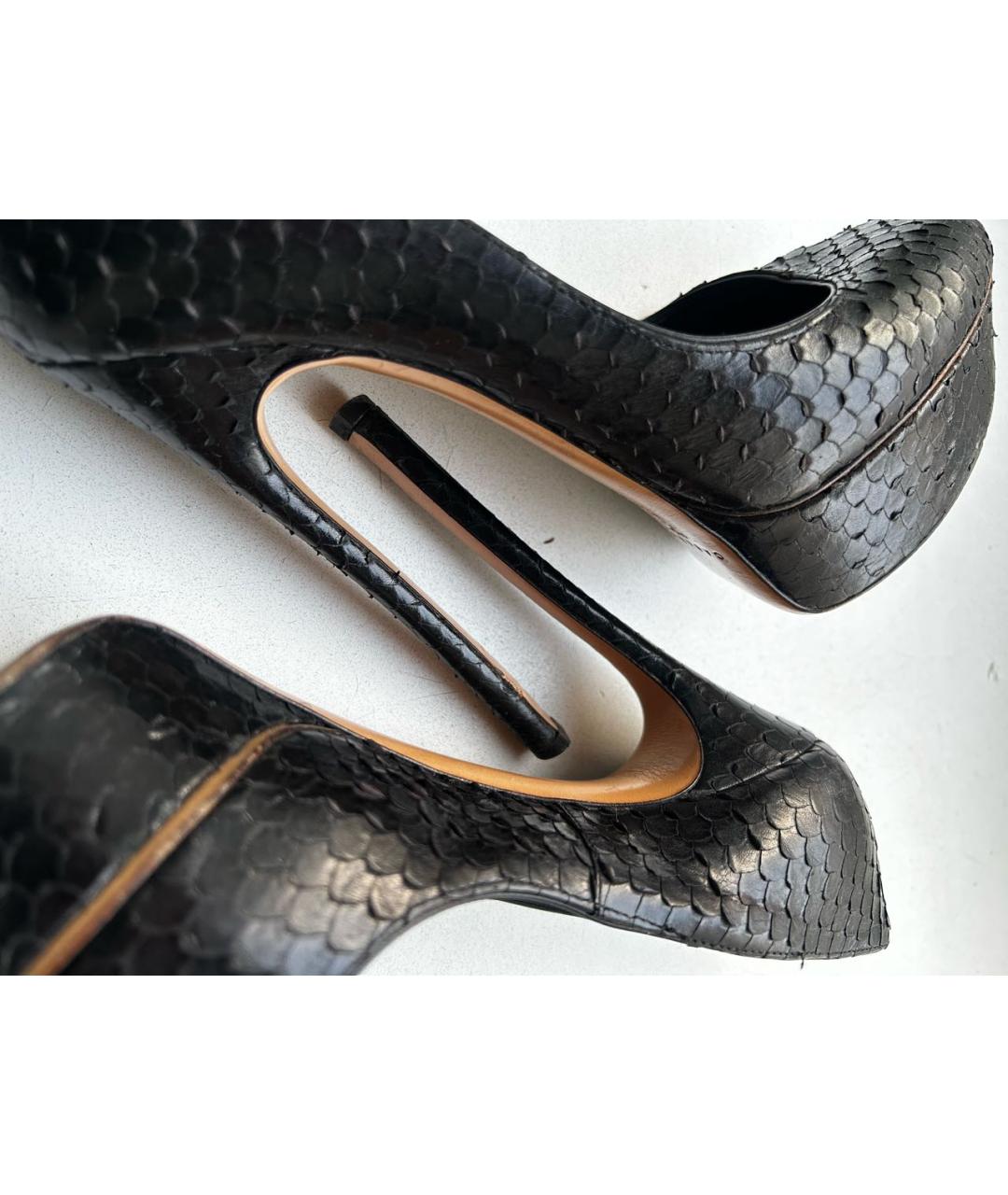 CASADEI Черные туфли из экзотической кожи, фото 3