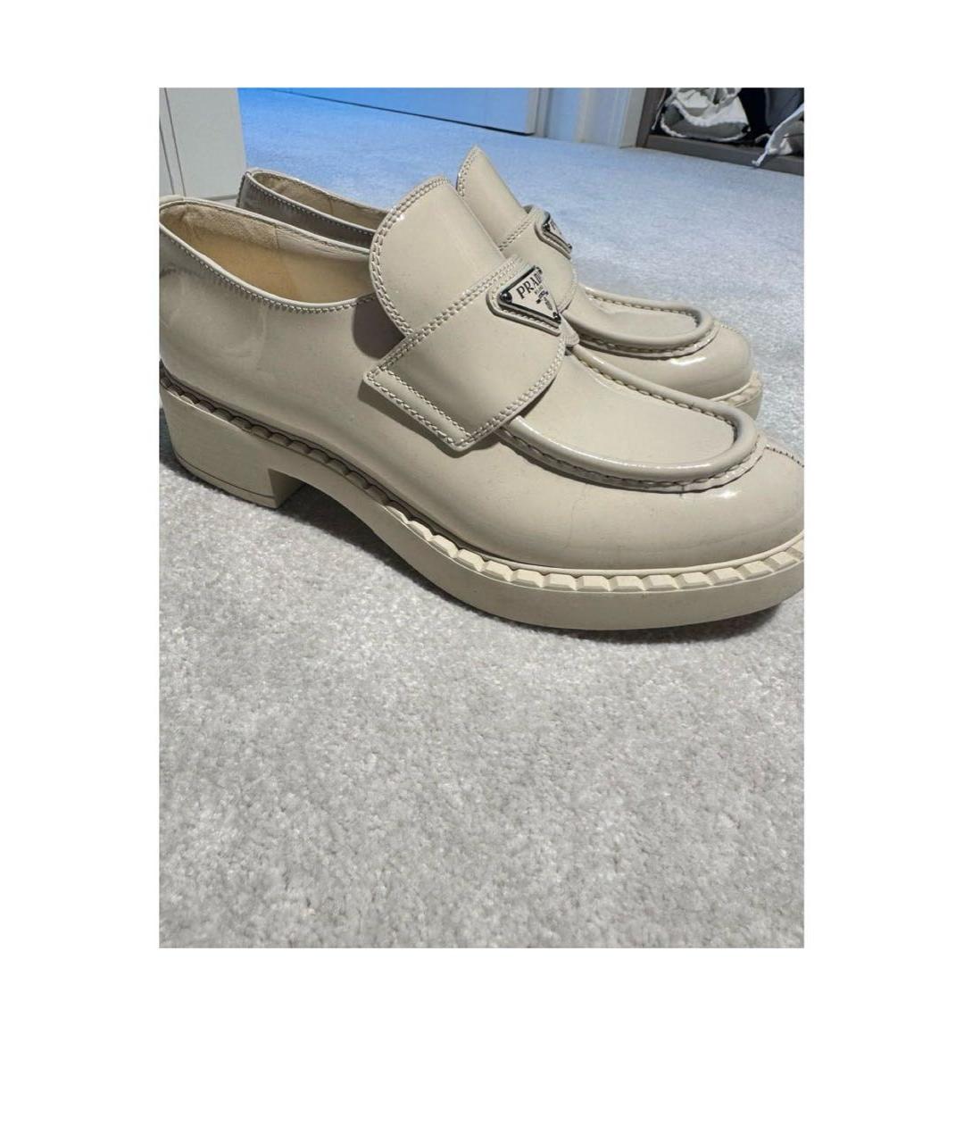 PRADA Бежевые кожаные лоферы, фото 4