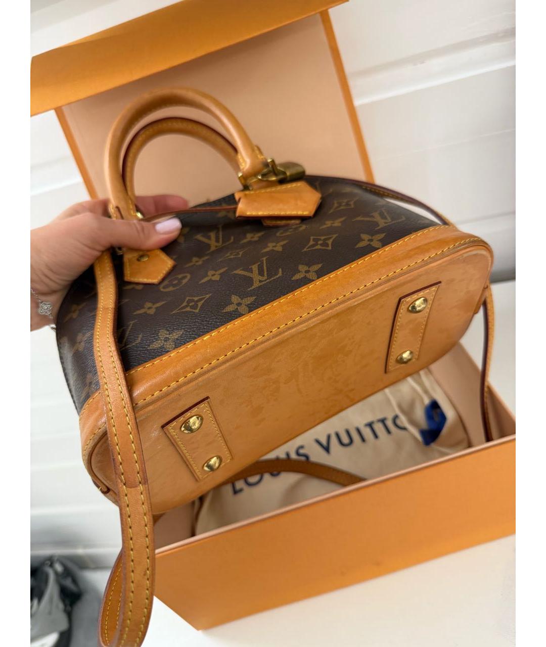LOUIS VUITTON Коричневая сумка с короткими ручками, фото 8