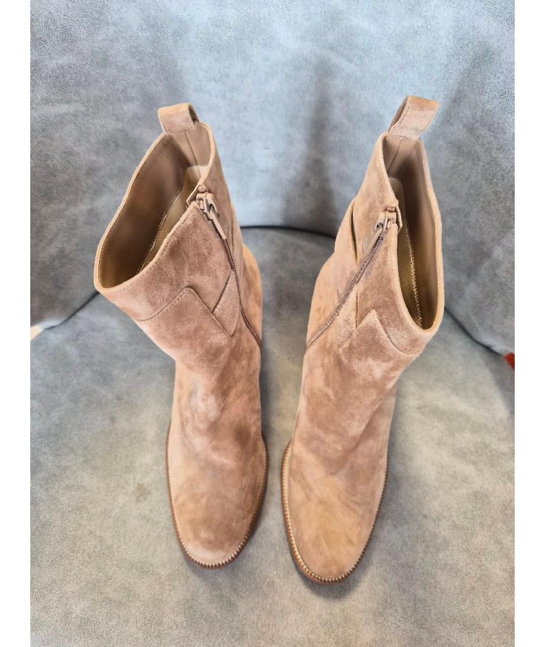 CHRISTIAN LOUBOUTIN Бежевые замшевые полусапоги, фото 3