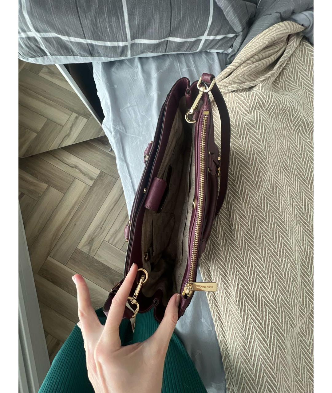 MICHAEL KORS Бордовая кожаная сумка с короткими ручками, фото 3