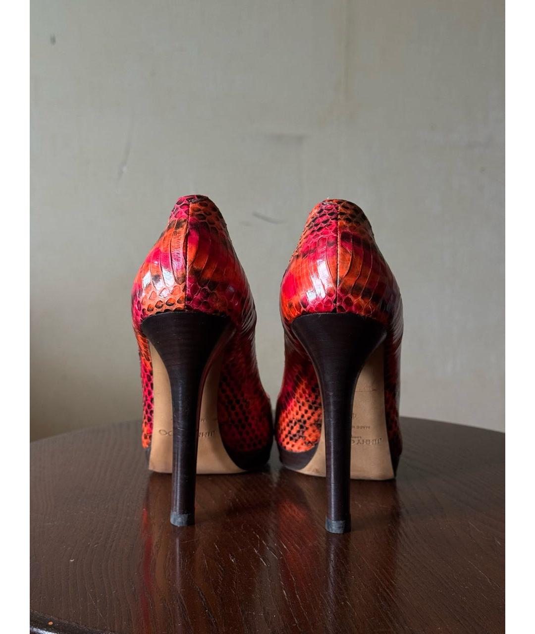 JIMMY CHOO Красные туфли из экзотической кожи, фото 4