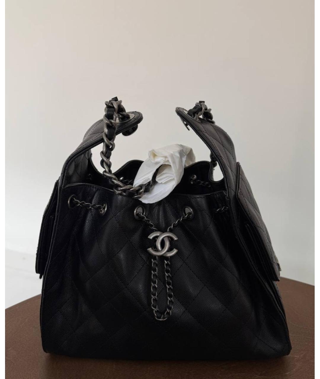 CHANEL Черная кожаная сумка с короткими ручками, фото 2