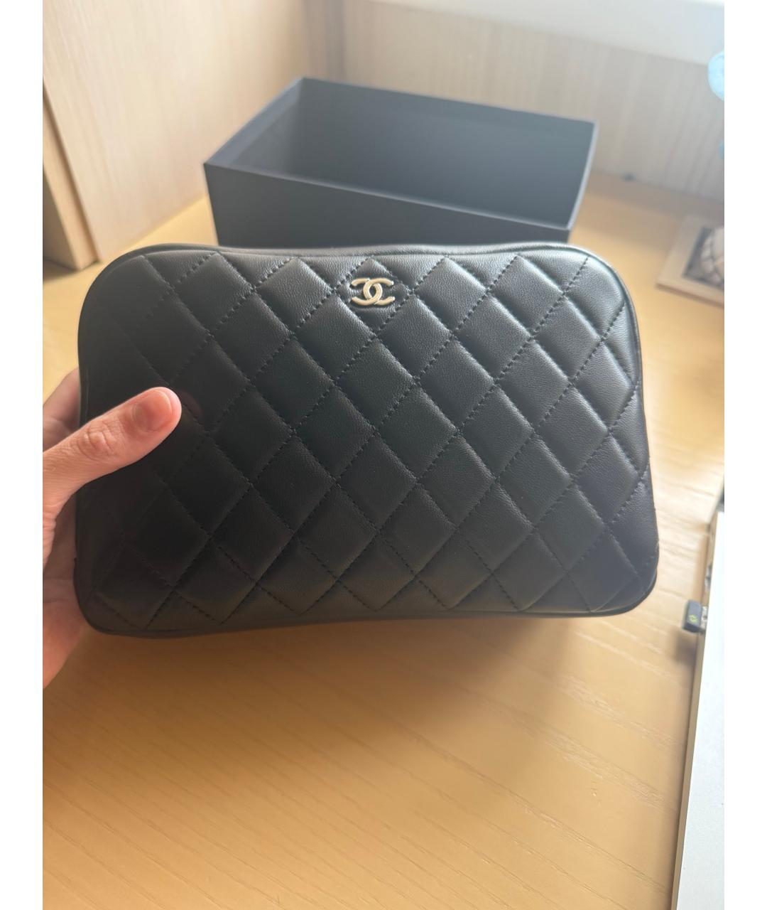 CHANEL Черная кожаная косметичка, фото 3