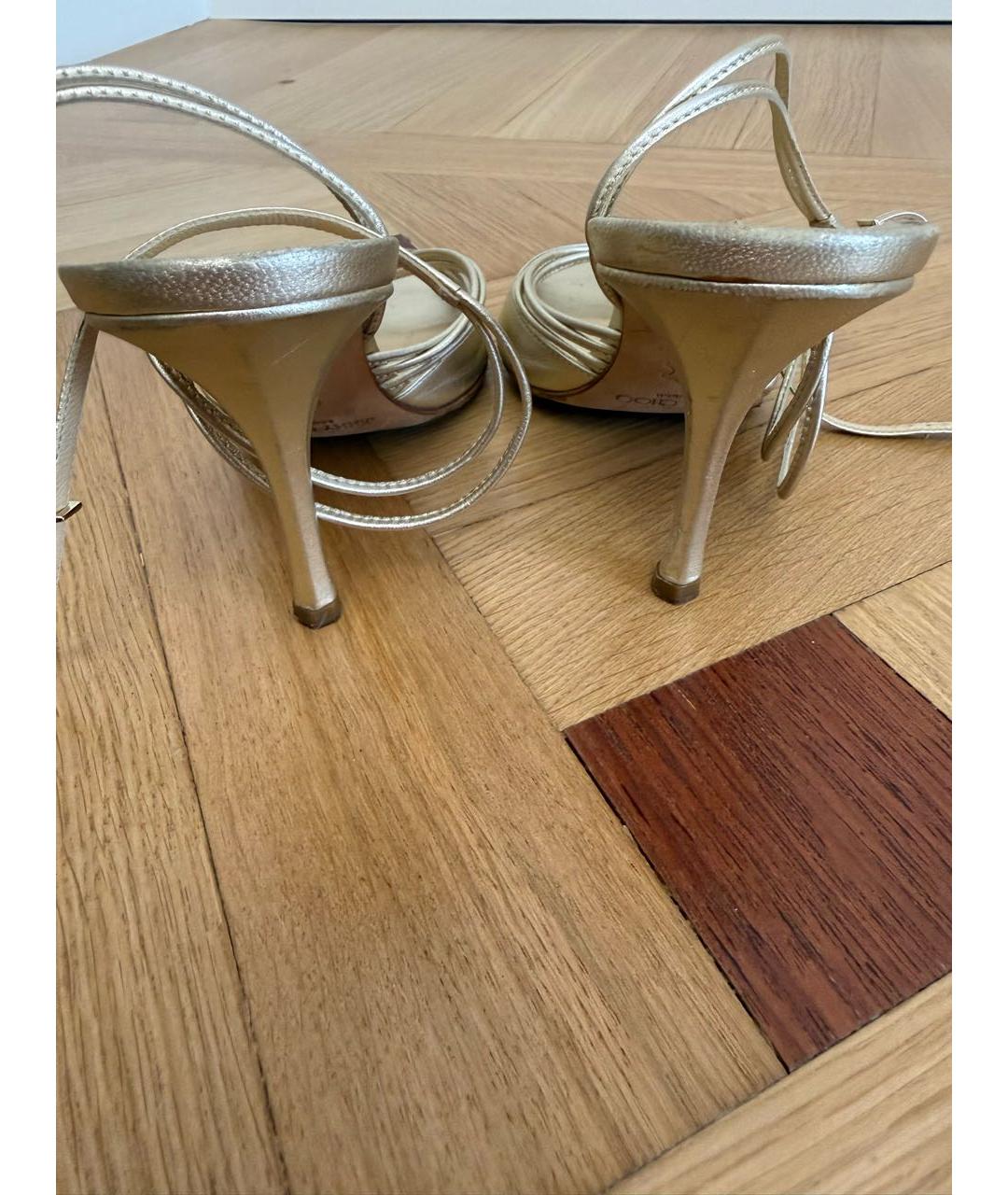 CHANEL Золотые кожаные туфли, фото 4