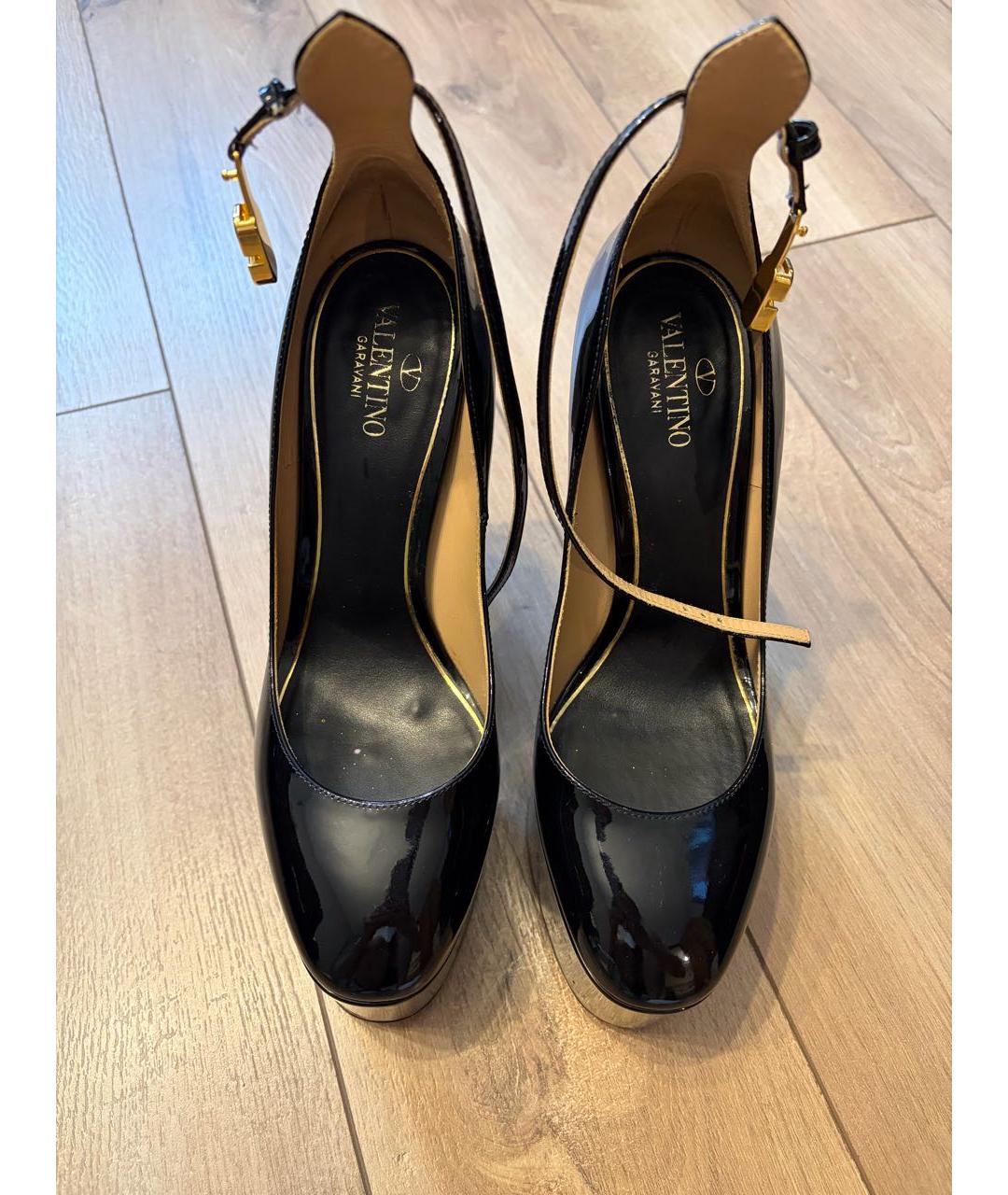 VALENTINO Черные туфли из лакированной кожи, фото 2