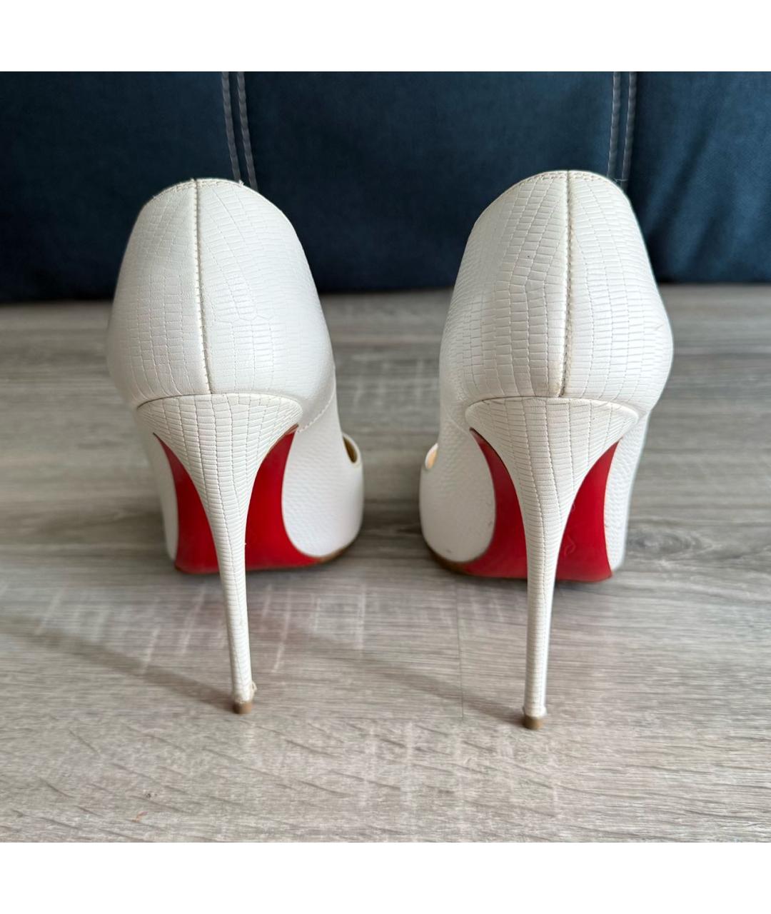 CHRISTIAN LOUBOUTIN Белые кожаные туфли, фото 4