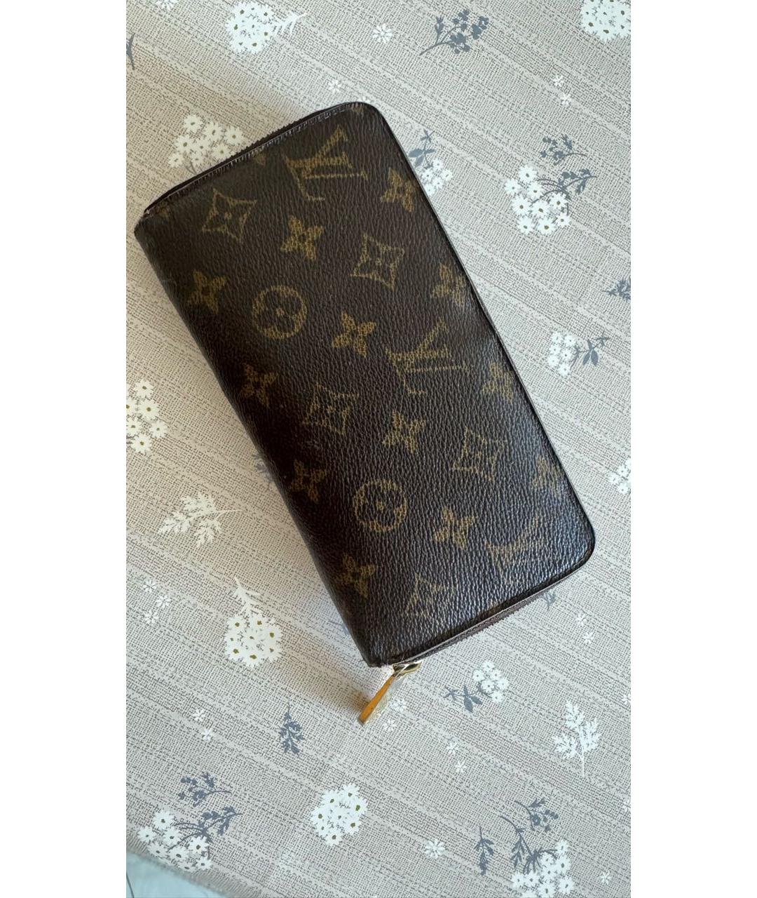 LOUIS VUITTON Коричневый кожаный кошелек, фото 5