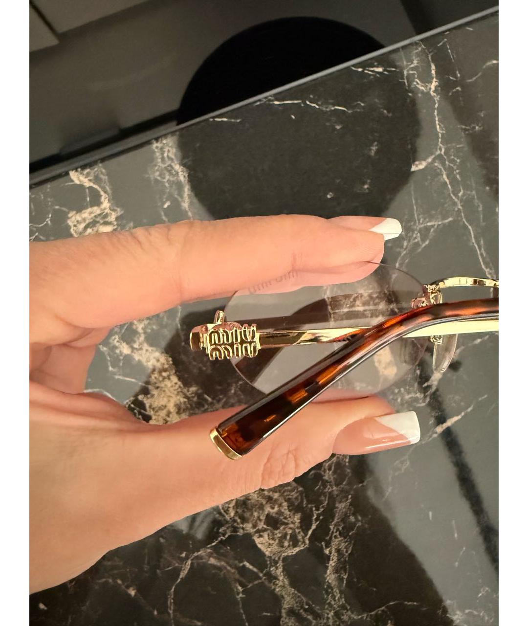 MIU MIU Коралловые металлические солнцезащитные очки, фото 3