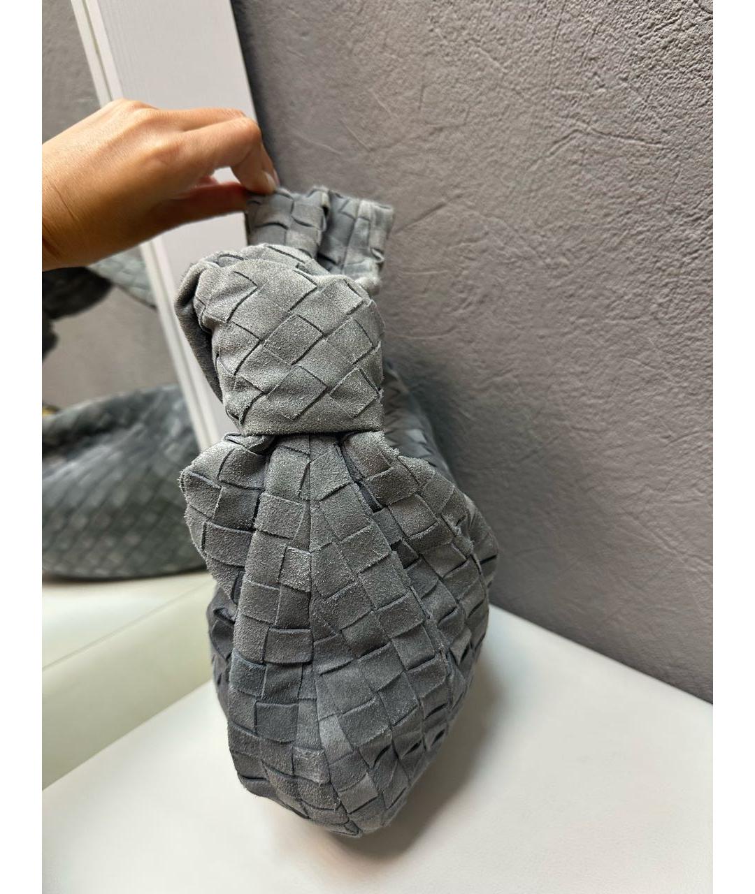 BOTTEGA VENETA Серая замшевая сумка с короткими ручками, фото 2