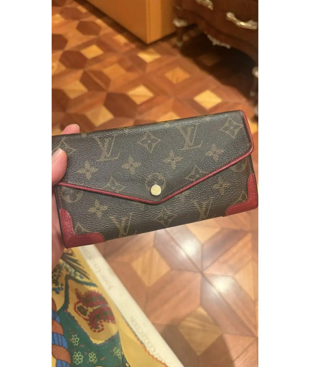 LOUIS VUITTON Коричневый кошелек, фото 3
