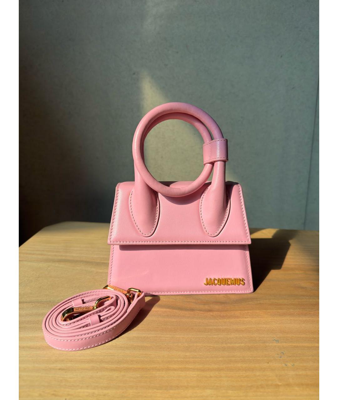 JACQUEMUS Розовая кожаная сумка с короткими ручками, фото 6