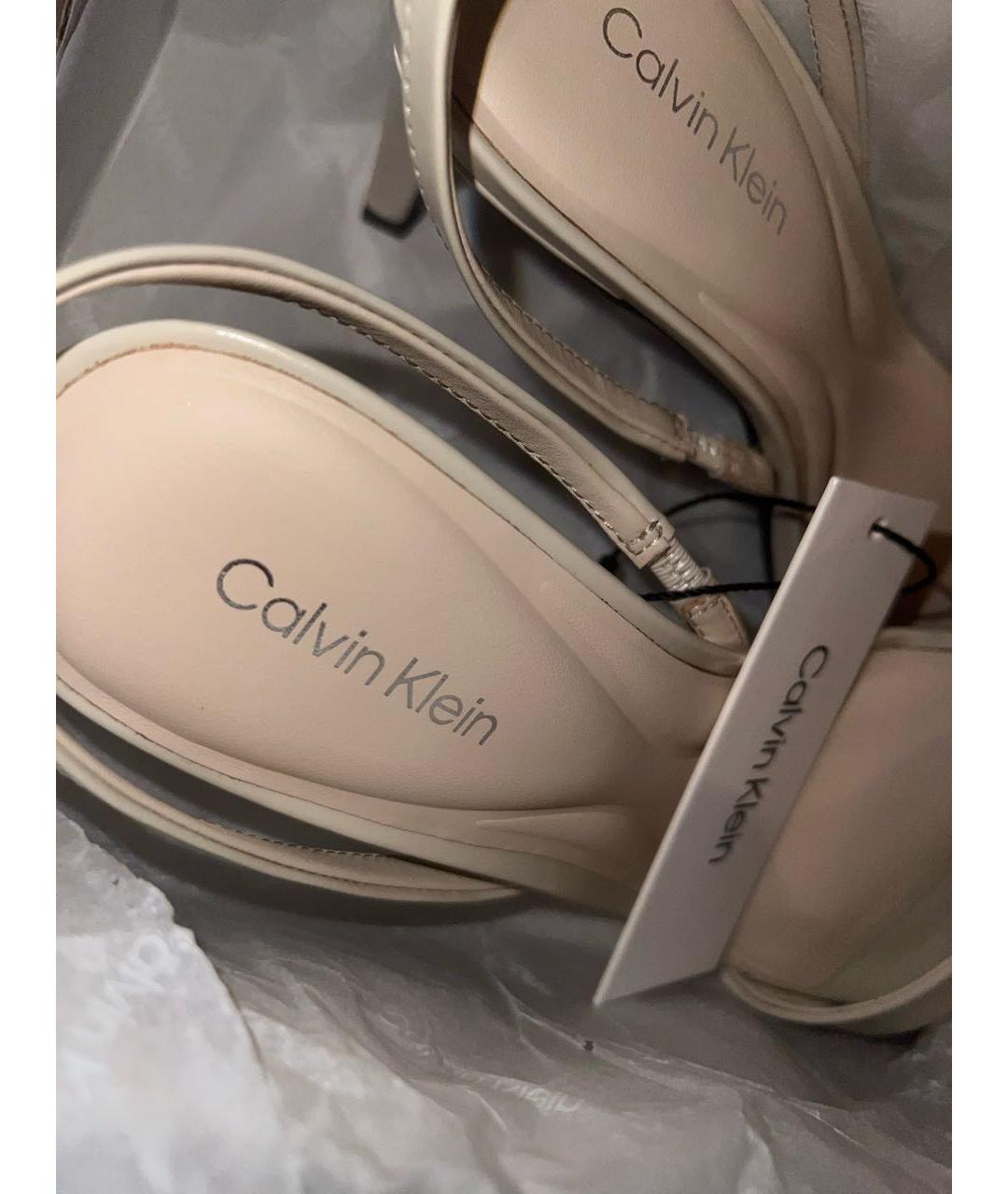 CALVIN KLEIN Бежевые кожаные босоножки, фото 5
