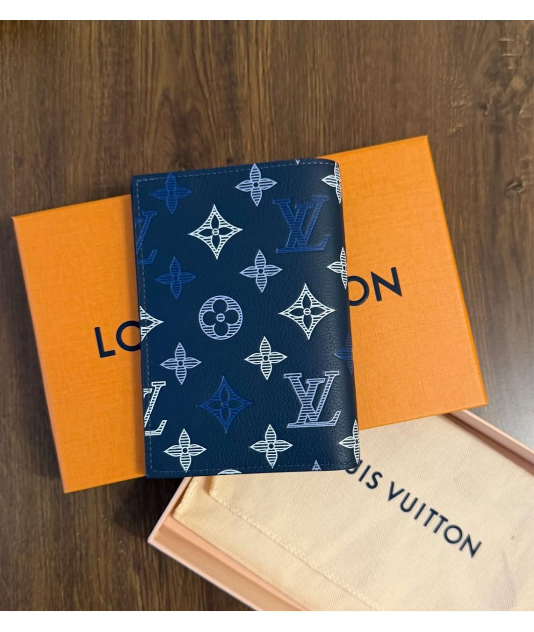 LOUIS VUITTON Темно-синий кардхолдер, фото 2