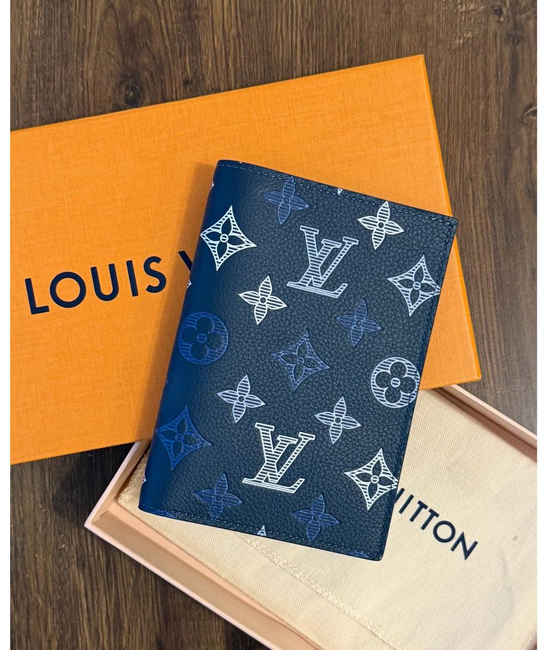 LOUIS VUITTON Темно-синий кардхолдер, фото 5