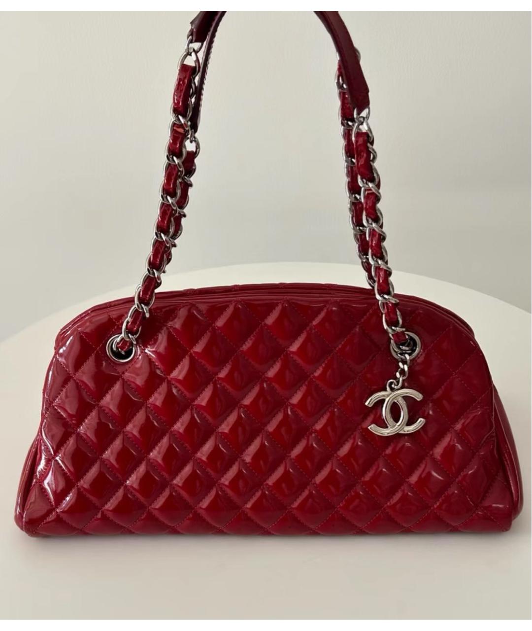 CHANEL Красная сумка через плечо из лакированной кожи, фото 2