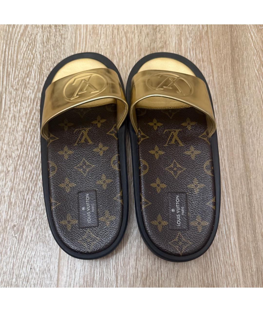 LOUIS VUITTON Золотые шлепанцы, фото 3
