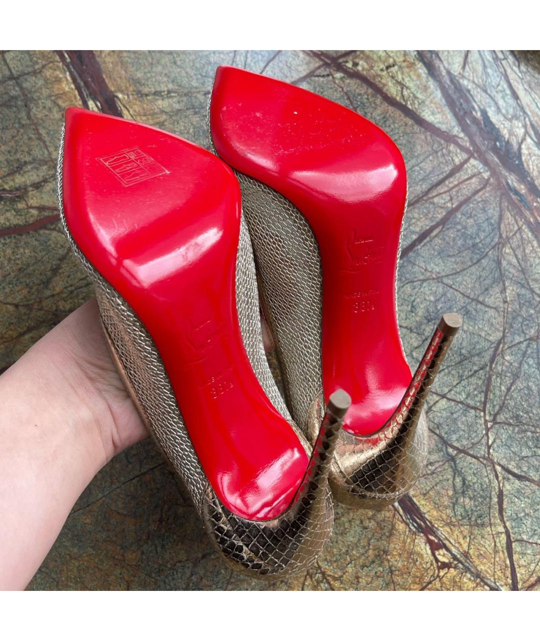 CHRISTIAN LOUBOUTIN Золотые туфли, фото 4