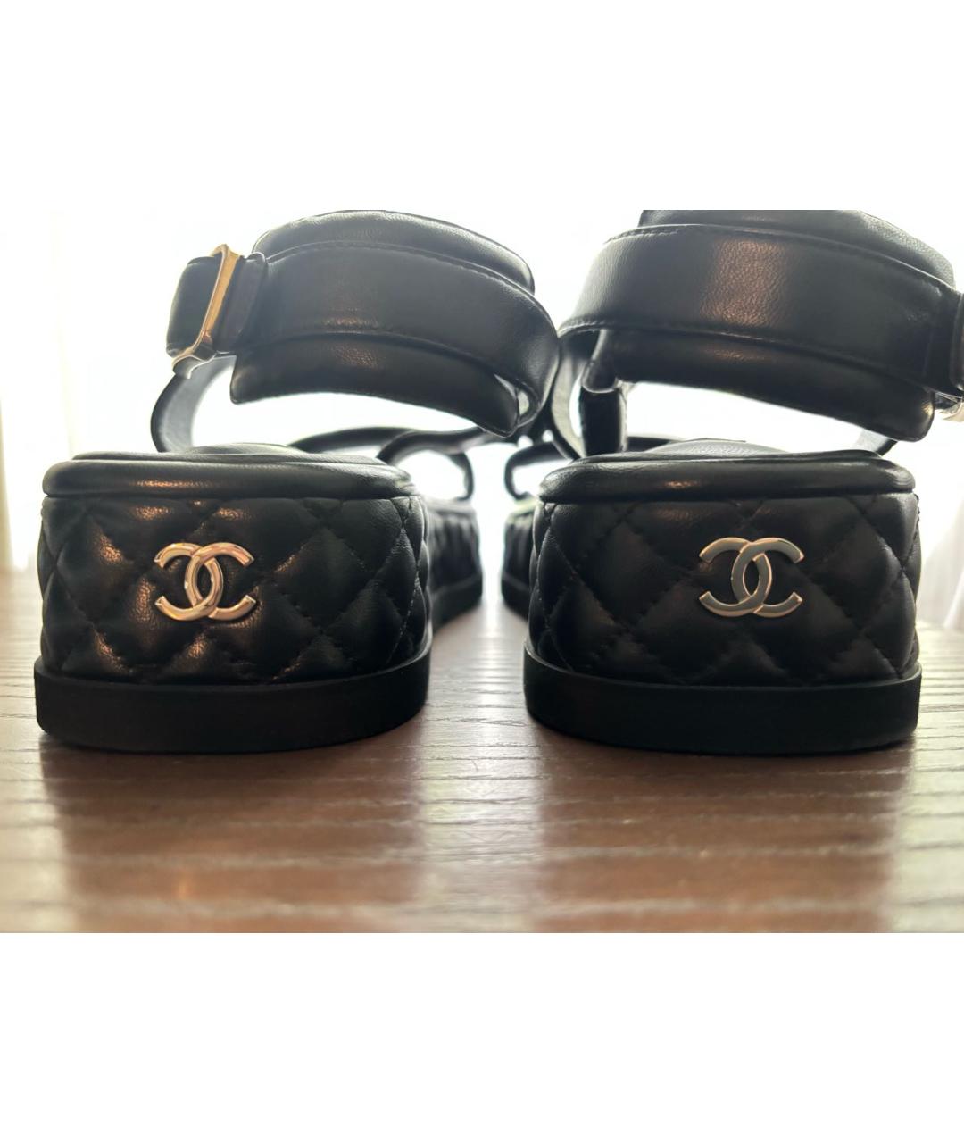 CHANEL Черные кожаные босоножки, фото 3