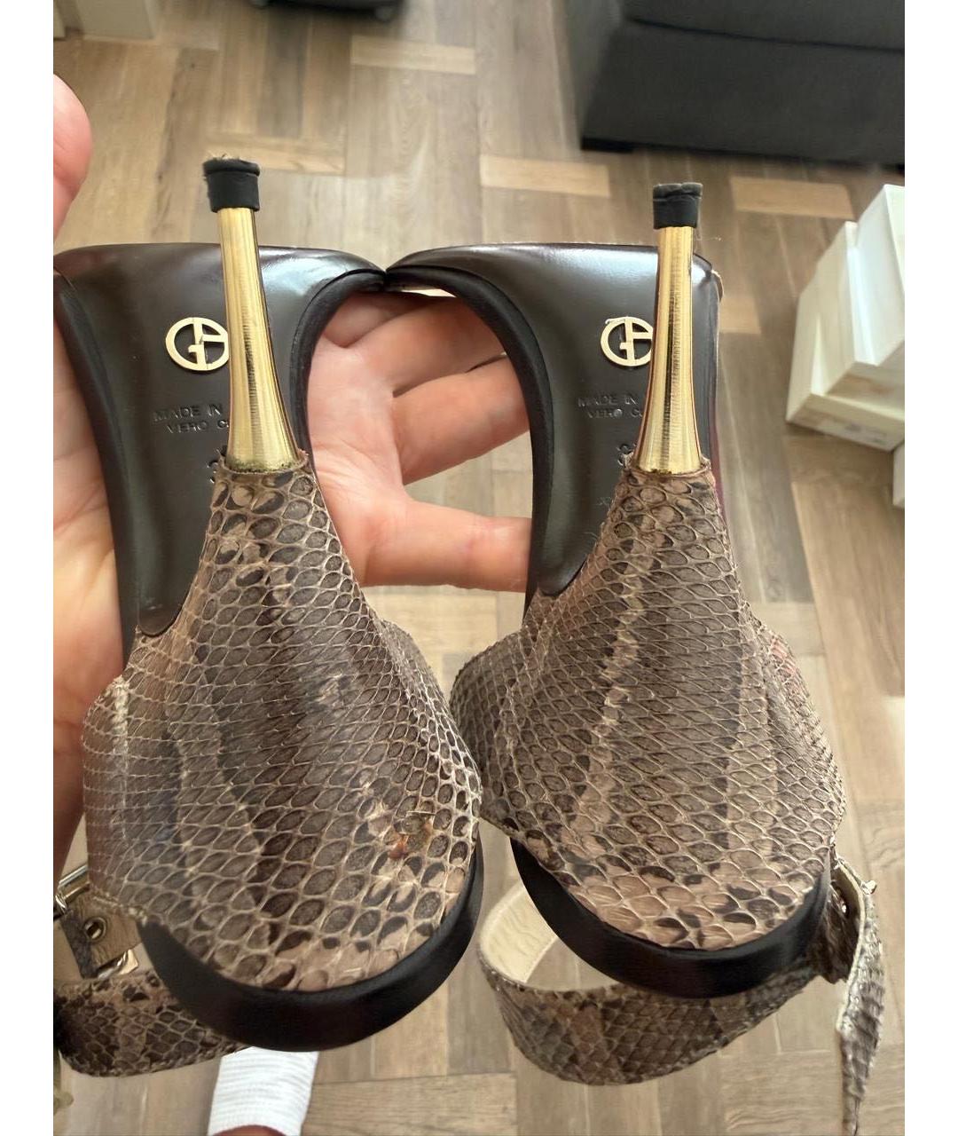 GIORGIO ARMANI Бежевые кожаные босоножки, фото 4