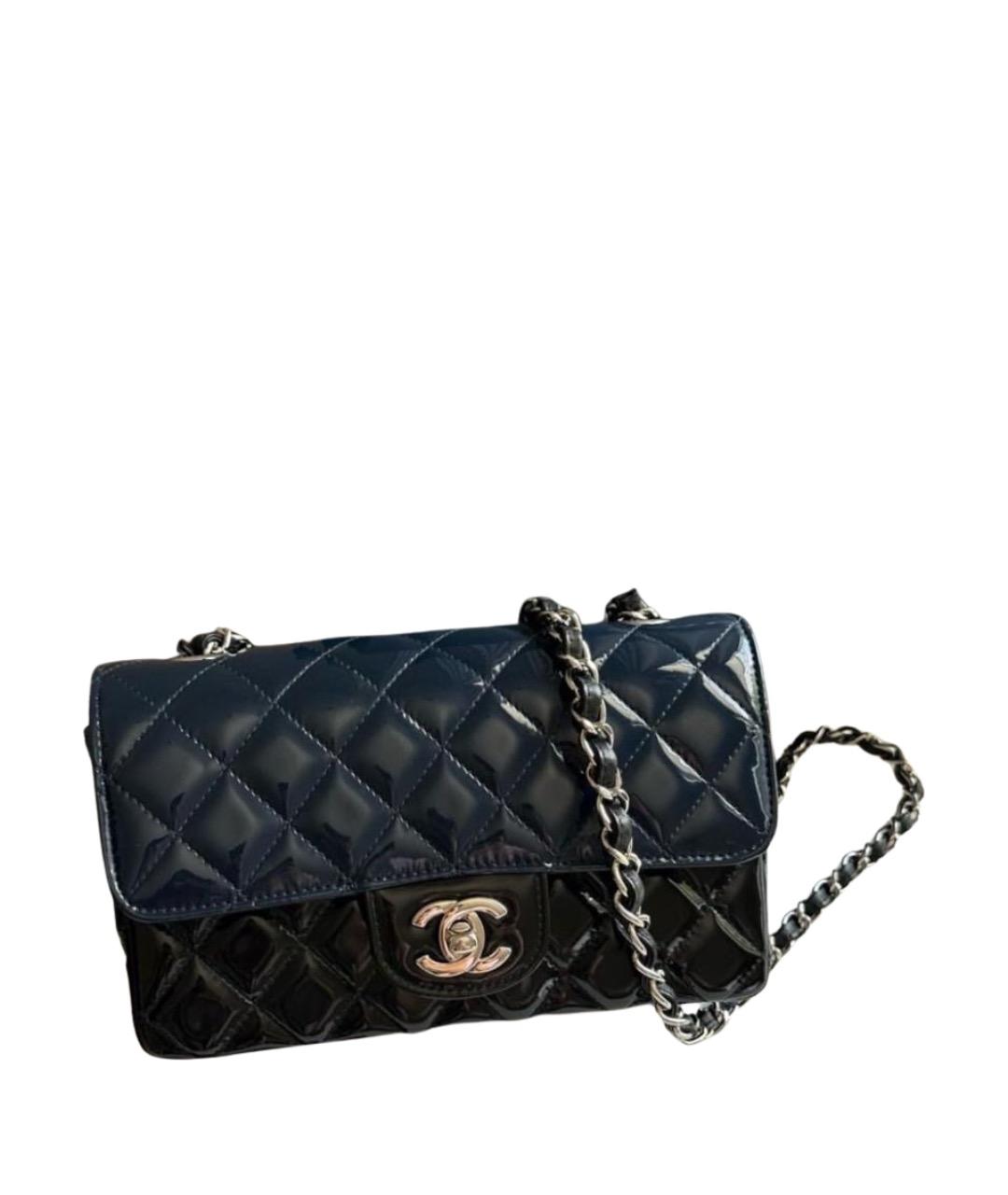 CHANEL Черная сумка через плечо из лакированной кожи, фото 1
