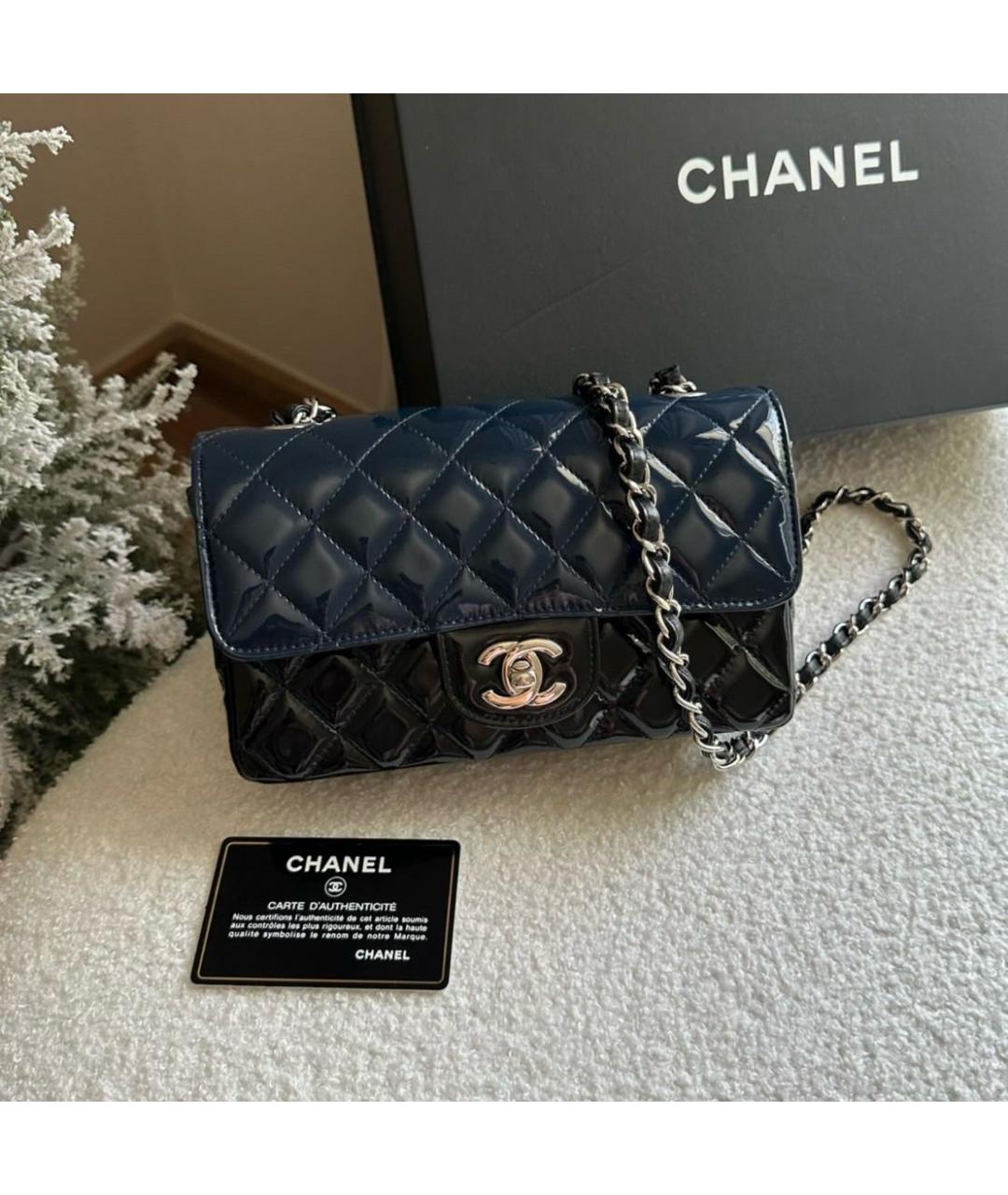 CHANEL Черная сумка через плечо из лакированной кожи, фото 8