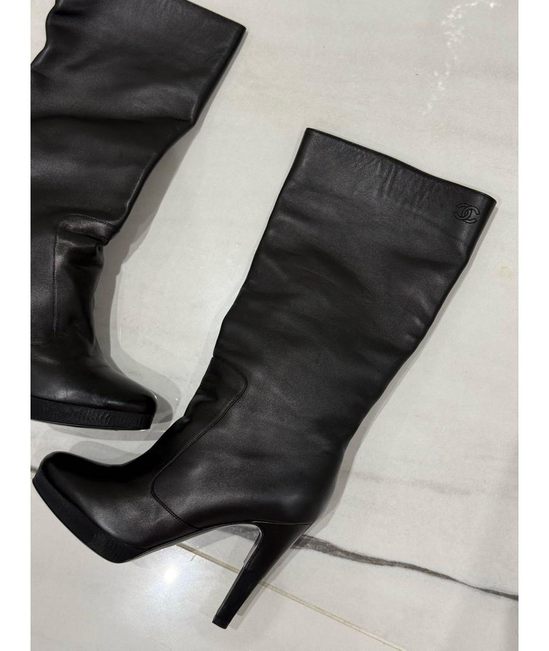 CHANEL Черные кожаные сапоги, фото 9