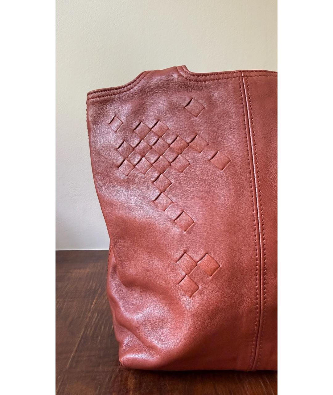 BOTTEGA VENETA Коралловая кожаная сумка тоут, фото 3