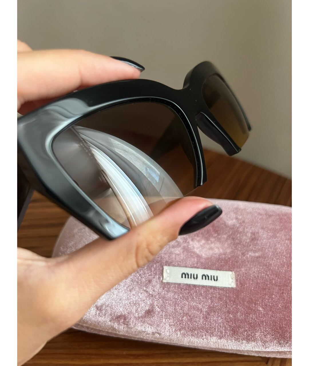 MIU MIU Черные пластиковые солнцезащитные очки, фото 8