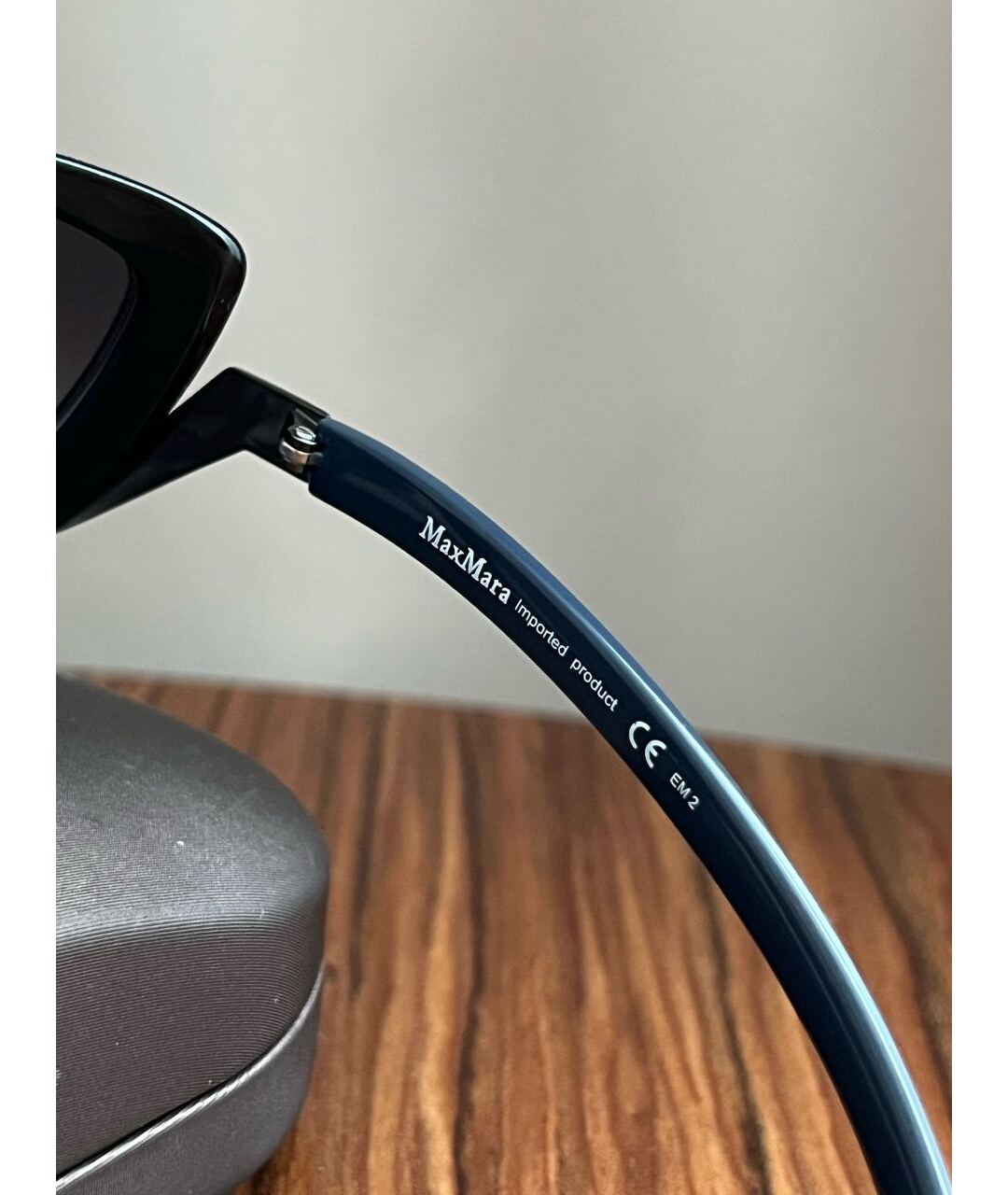MAX MARA Темно-синие пластиковые солнцезащитные очки, фото 5