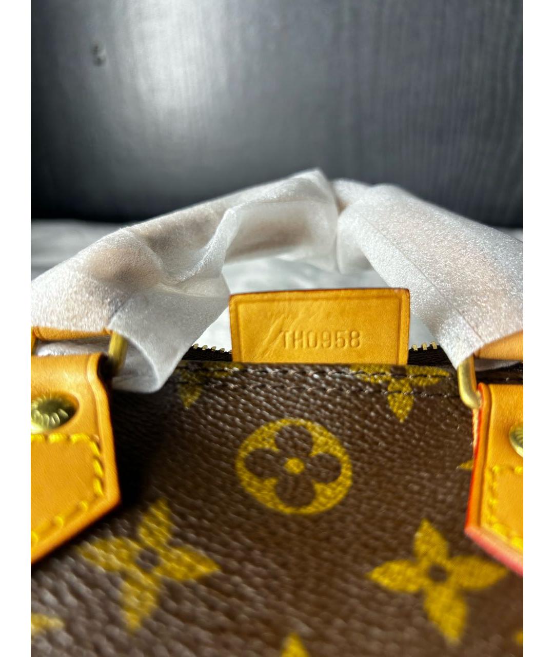 LOUIS VUITTON Коричневая сумка с короткими ручками, фото 6
