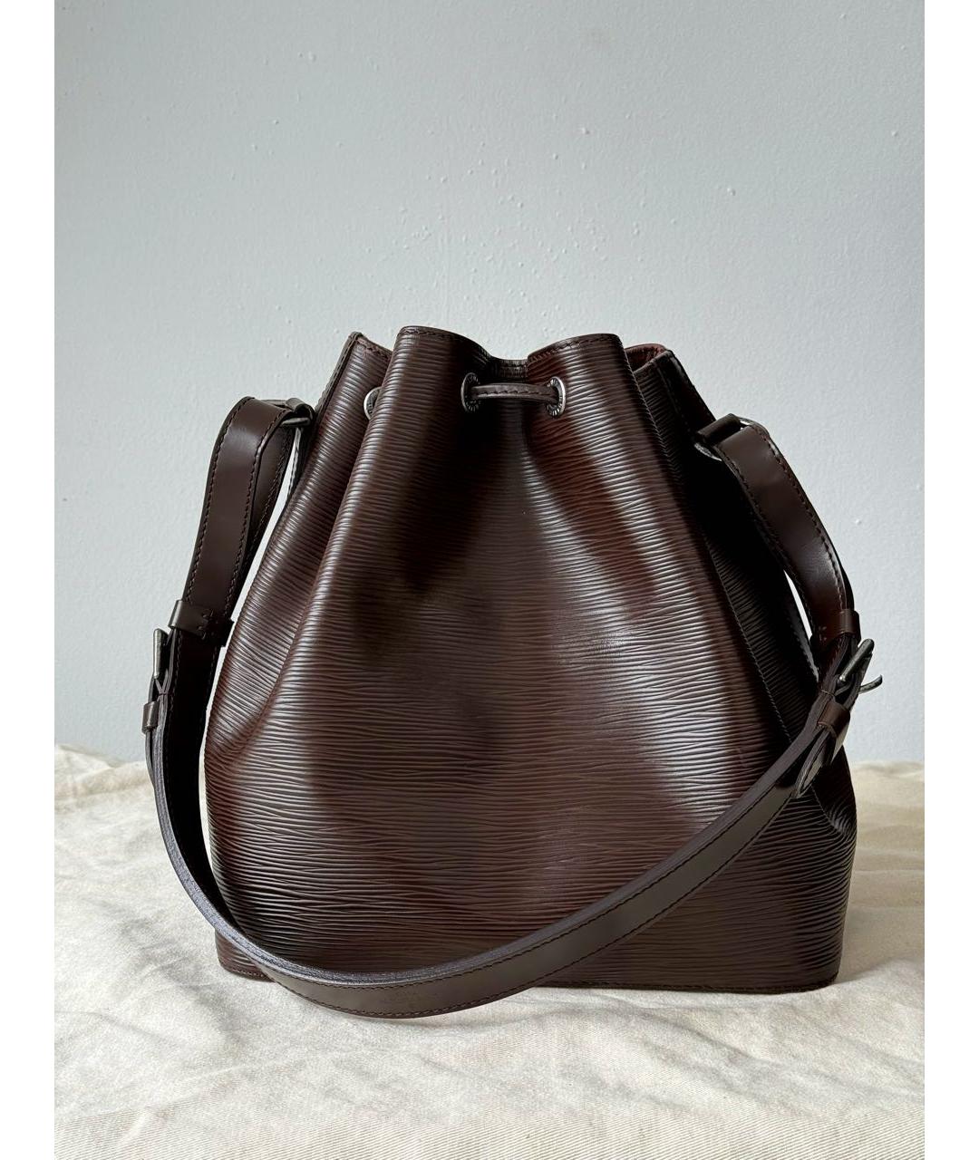 LOUIS VUITTON Коричневая кожаная сумка через плечо, фото 3