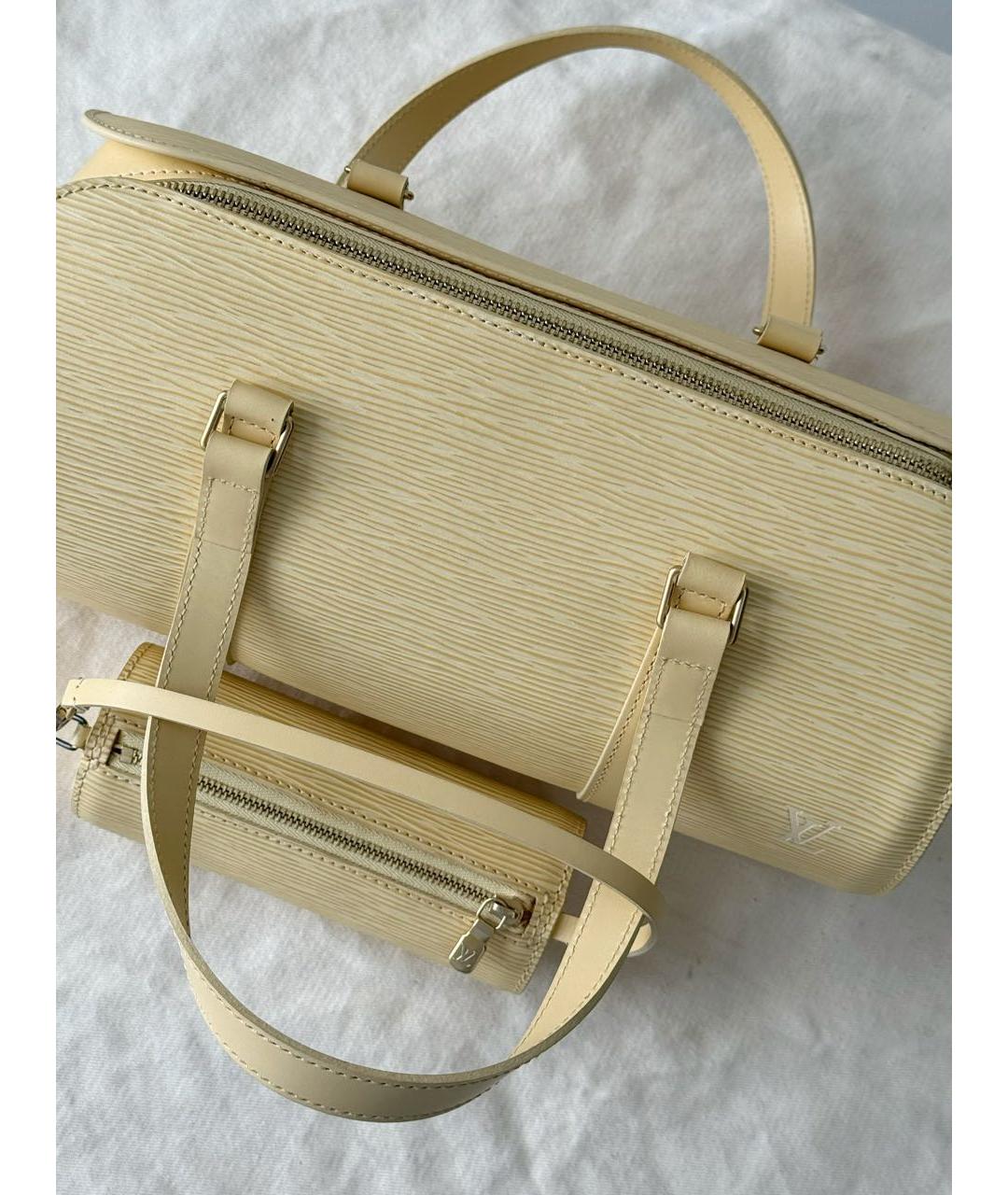 LOUIS VUITTON Желтая кожаная сумка с короткими ручками, фото 2