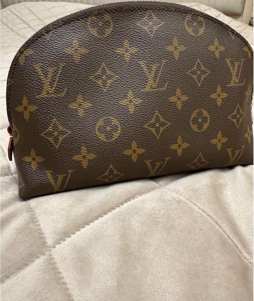 LOUIS VUITTON Коричневая косметичка, фото 4