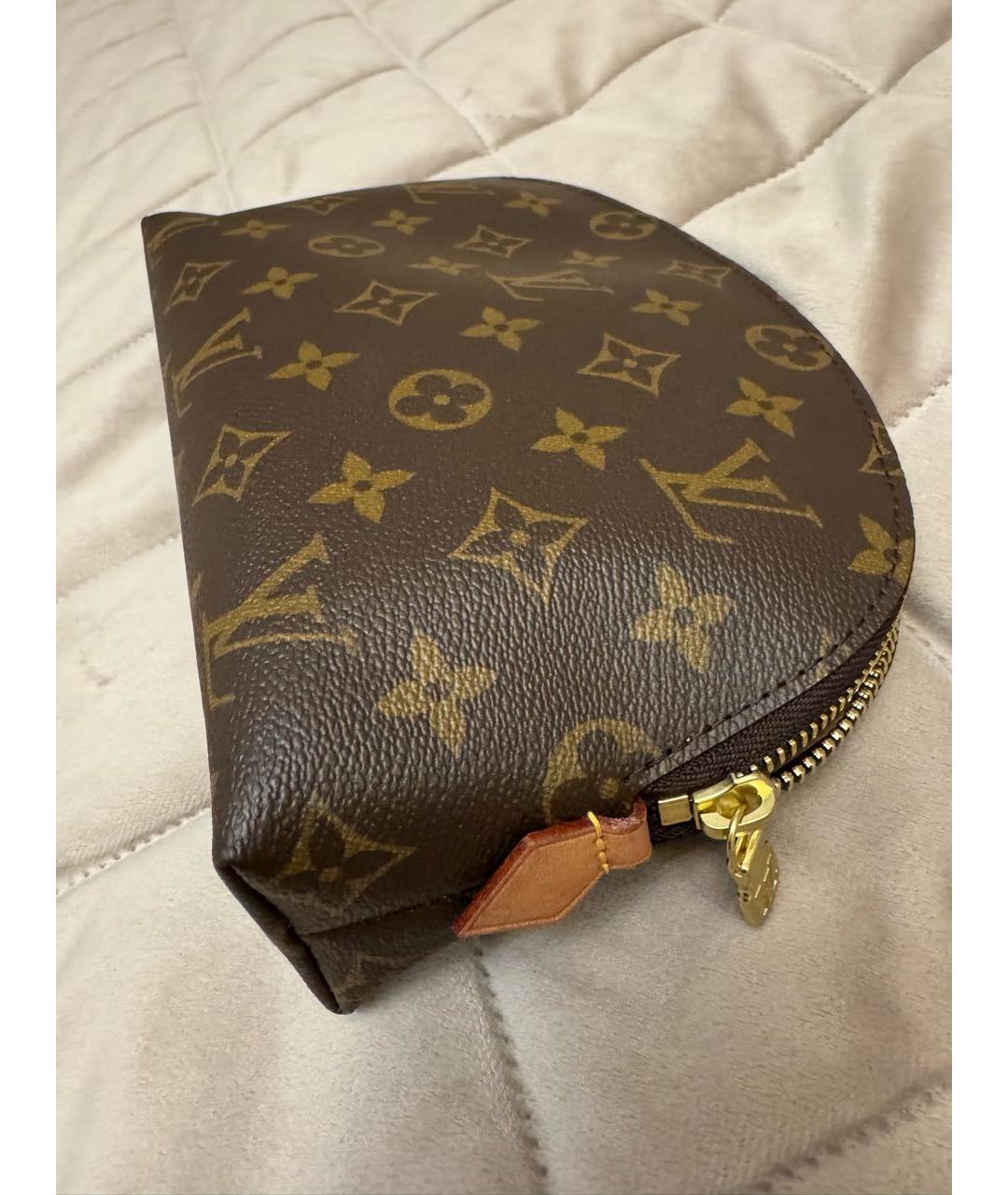 LOUIS VUITTON Коричневая косметичка, фото 3