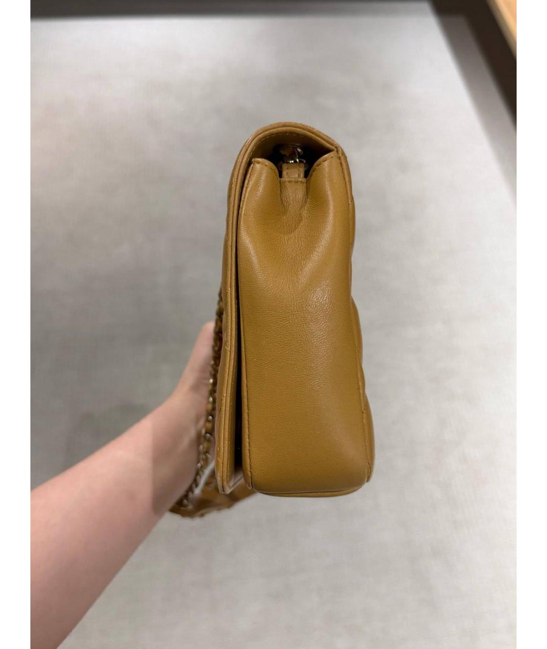 CHANEL Кожаная сумка через плечо, фото 2