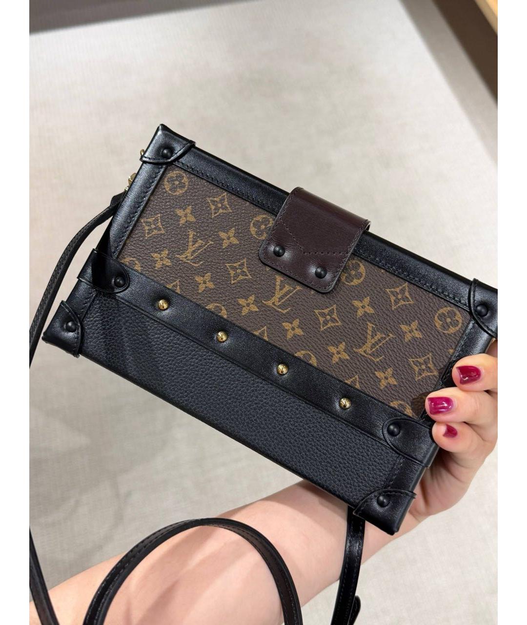LOUIS VUITTON Черная кожаная сумка через плечо, фото 4