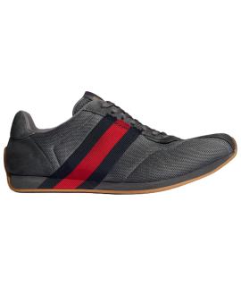 GUCCI Низкие кроссовки / кеды